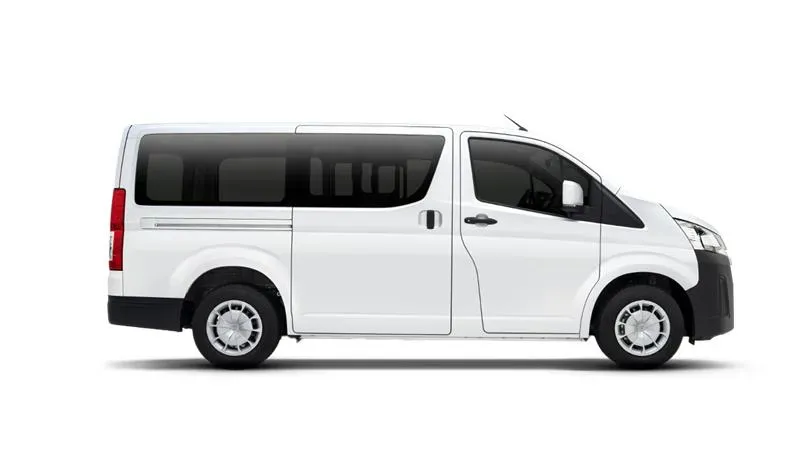 Hiace Commuter Deluxe
